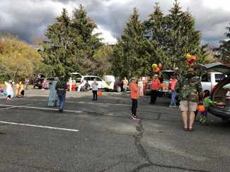 trunk-or-treat4.jpg
